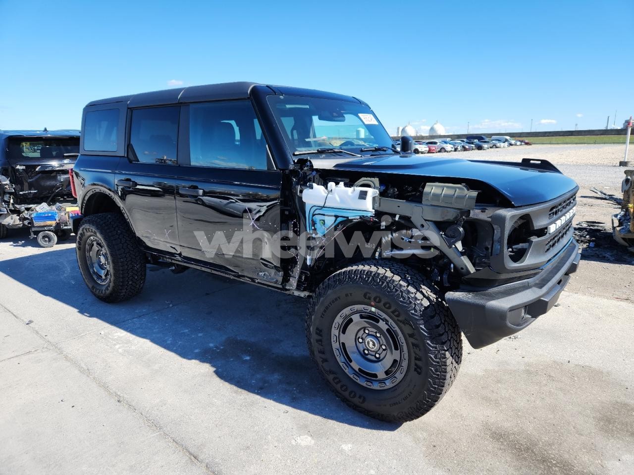 Photo 4 of 2025 FORD BRONCO BIG BEND (VIN 1FMDE7BHXSLA83142)
