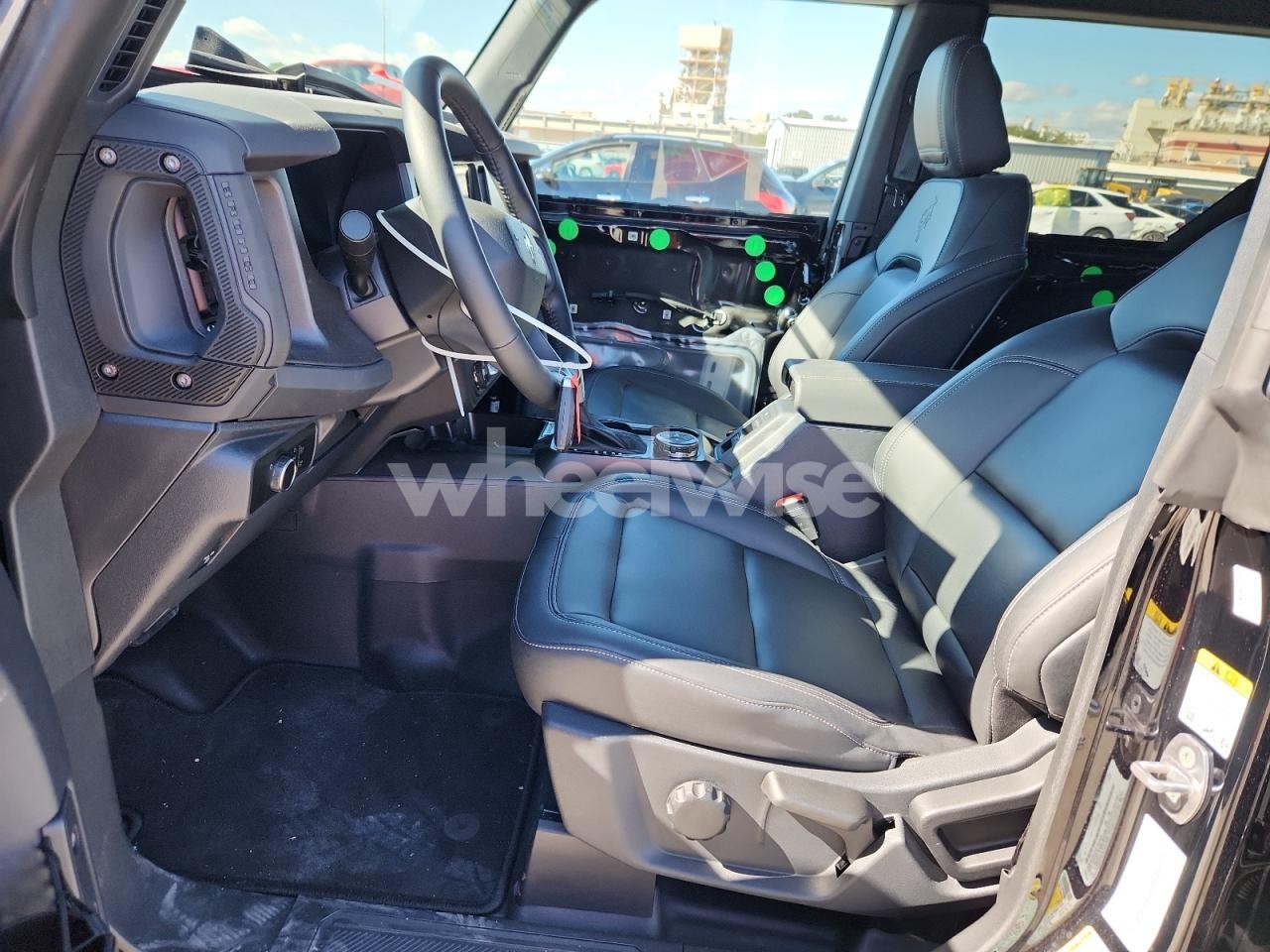 Photo 7 of 2025 FORD BRONCO BIG BEND (VIN 1FMDE7BHXSLA83142)