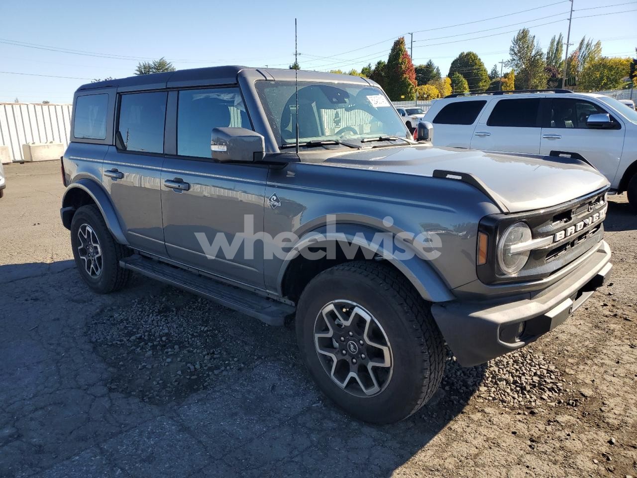 Photo 4 of 2024 FORD BRONCO OUTER BANKS (VIN 1FMDE8BH1RLA95423)