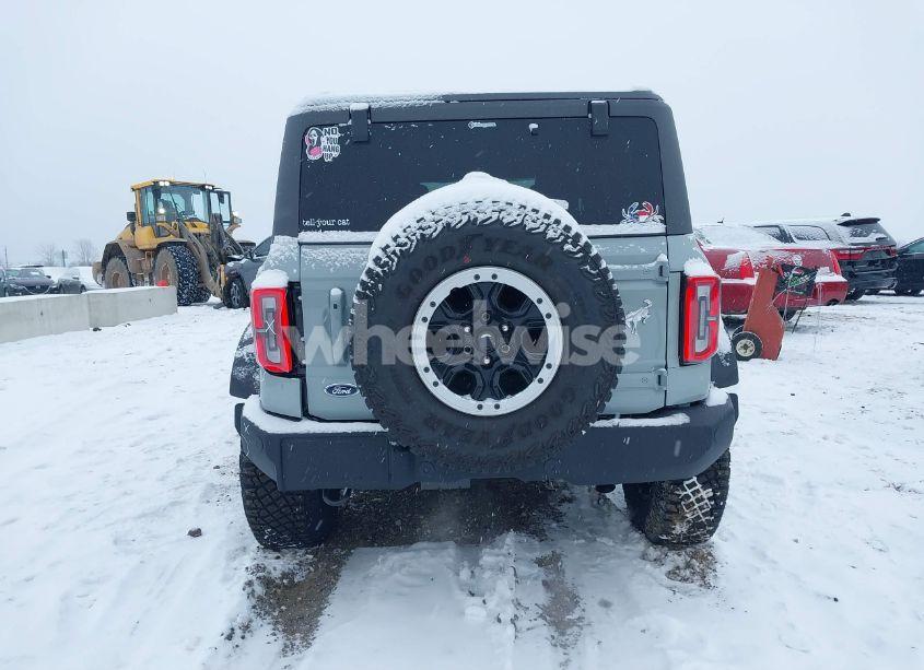 Photo 16 of 2024 Ford Bronco OUTER BANKS (VIN 1FMDE8BH2RLB47383)