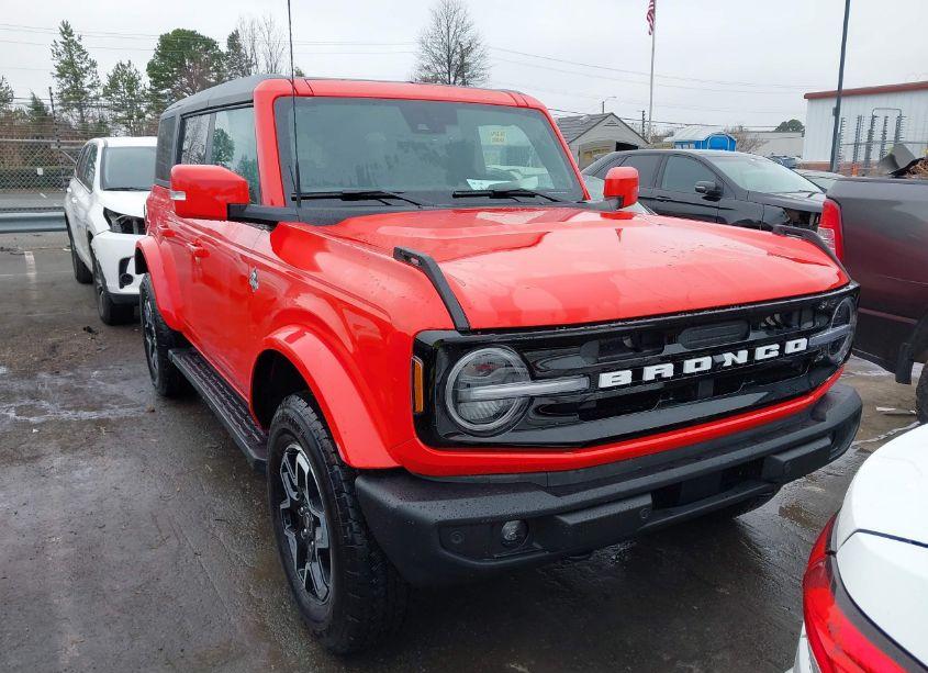 Photo 12 of 2024 Ford Bronco OUTER BANKS (VIN 1FMDE8BH3RLA77117)