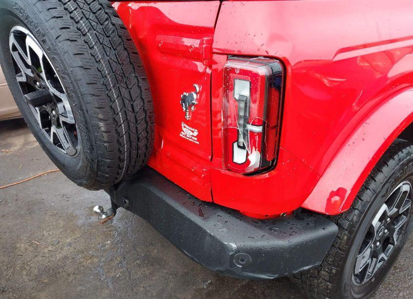 Photo 6 of 2024 Ford Bronco OUTER BANKS (VIN 1FMDE8BH3RLA77117)