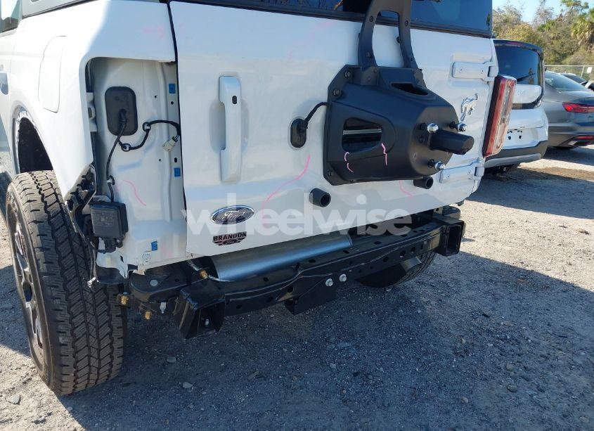 Photo 17 of 2024 Ford Bronco OUTER BANKS (VIN 1FMDE8BH6RLB35995)