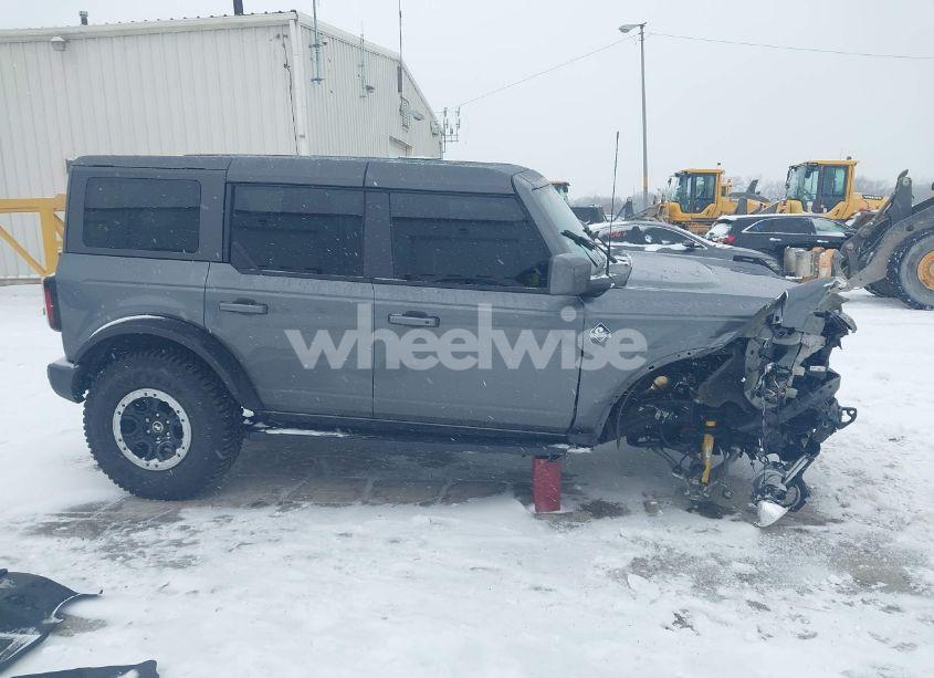 Photo 14 of 2024 Ford Bronco OUTER BANKS (VIN 1FMDE8BH8RLA69580)