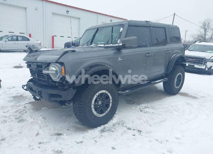 Photo 2 of 2024 Ford Bronco OUTER BANKS (VIN 1FMDE8BH8RLA69580)