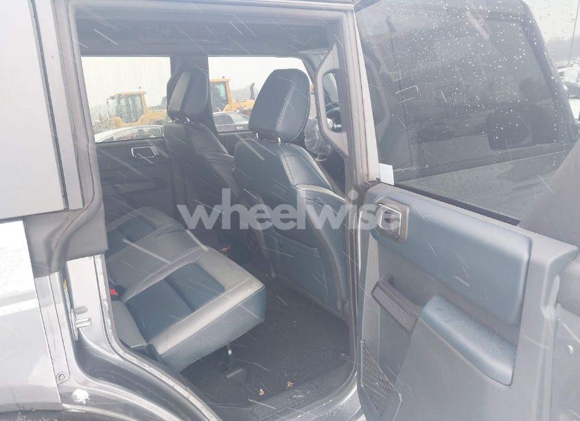 Photo 8 of 2024 Ford Bronco OUTER BANKS (VIN 1FMDE8BH8RLA69580)