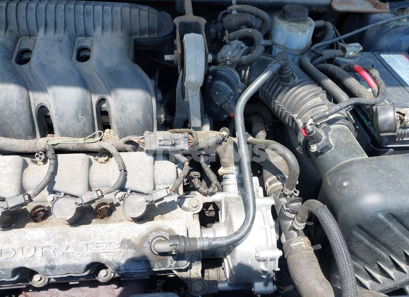 Photo 6 of 2005 Ford Freestyle SE (VIN 1FMDK01115GA64903)