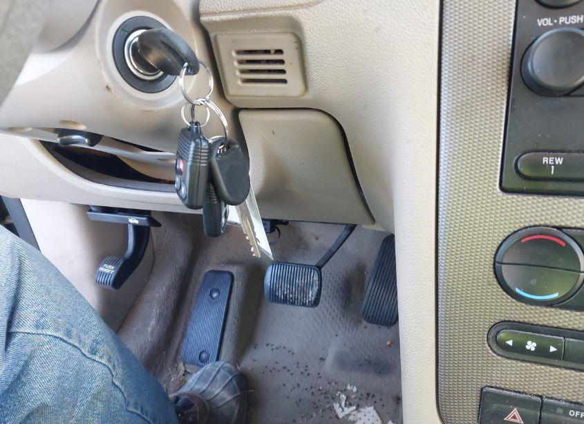 Photo 11 of 2005 Ford Freestyle SE (VIN 1FMDK01145GA66225)