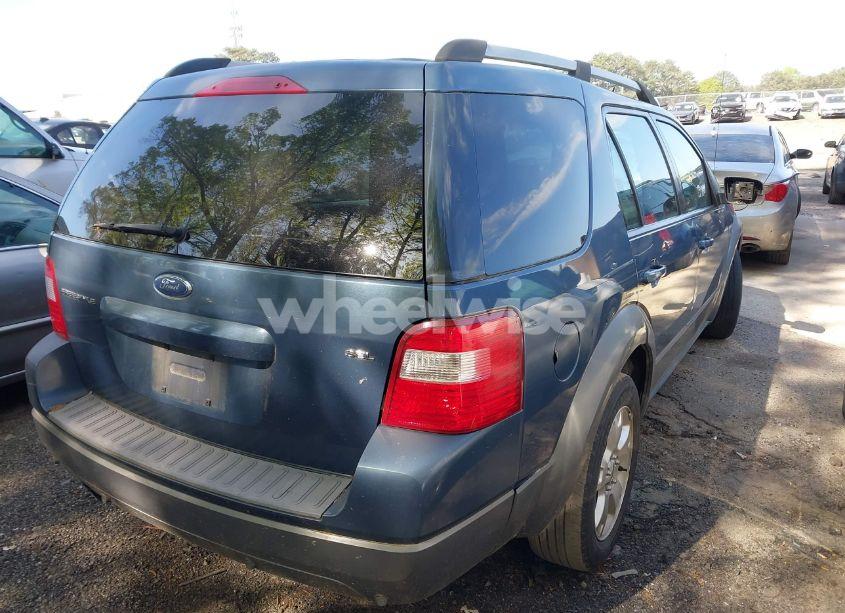 Photo 4 of 2005 Ford Freestyle SEL (VIN 1FMDK02105GA06621)