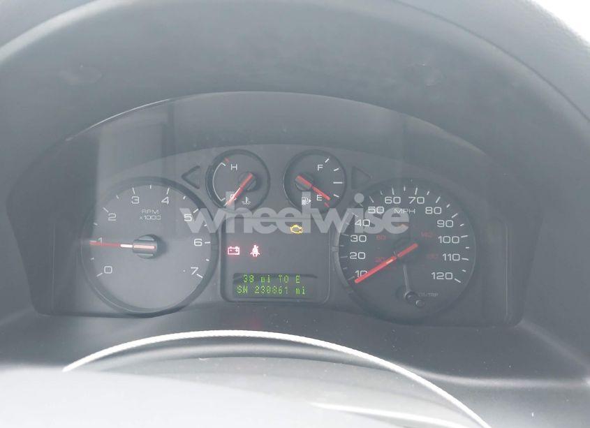 Photo 6 of 2005 Ford Freestyle SEL (VIN 1FMDK02105GA06621)