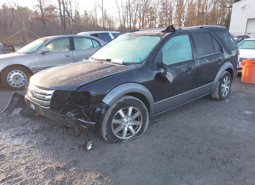 Photo 2 of 2008 Ford Taurus X SEL (VIN 1FMDK02W08GA37934)
