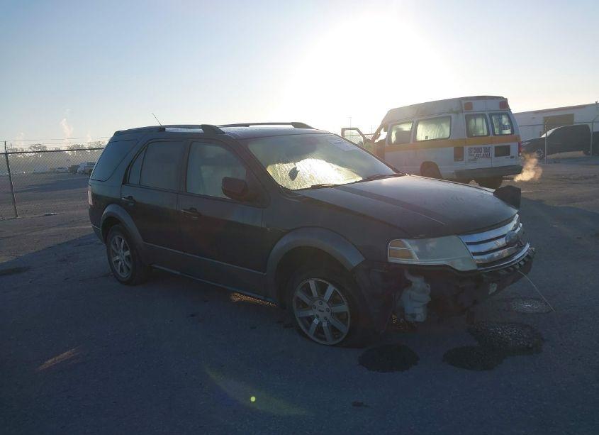 2008 Ford Taurus X SEL (VIN 1FMDK02W68GA20314) main photo