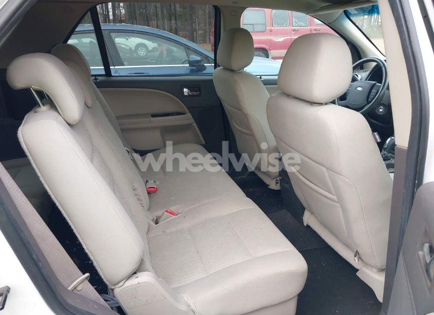 Photo 8 of 2008 Ford Taurus X SEL (VIN 1FMDK02WX8GA09123)