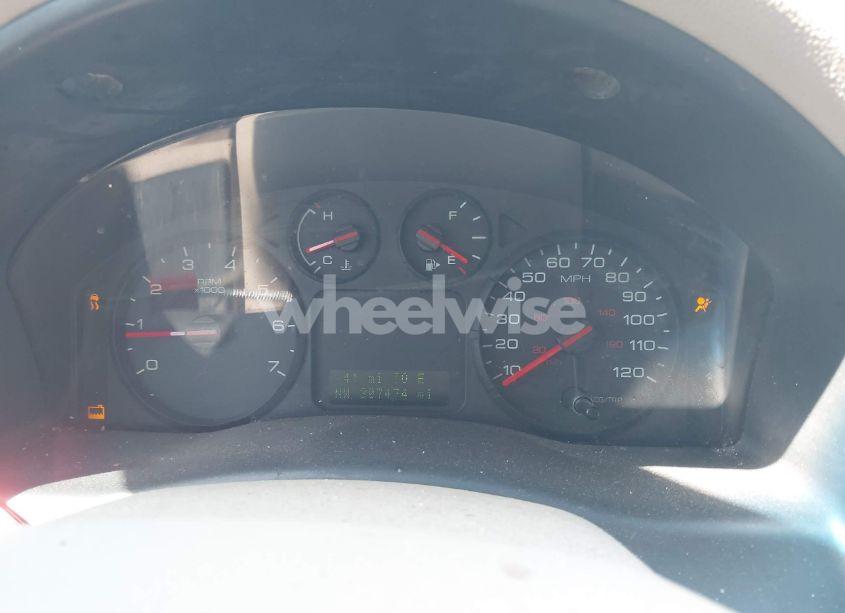 Photo 7 of 2005 Ford Freestyle SEL (VIN 1FMDK05135GA47806)