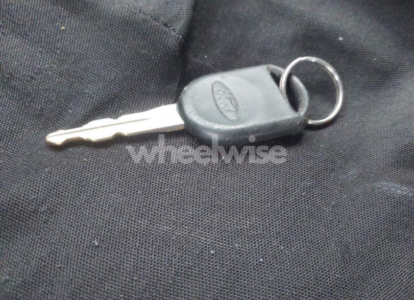 Photo 11 of 2006 Ford Freestyle SEL (VIN 1FMDK05136GA00325)