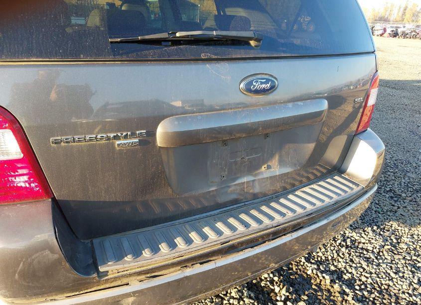 Photo 13 of 2006 Ford Freestyle SEL (VIN 1FMDK05156GA51387)