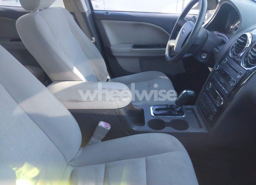 Photo 5 of 2008 Ford Taurus X SEL (VIN 1FMDK05W28GA09080)