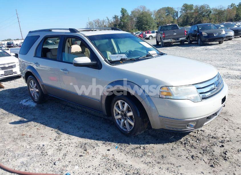 2008 Ford Taurus X SEL (VIN 1FMDK05W48GA02082) main photo
