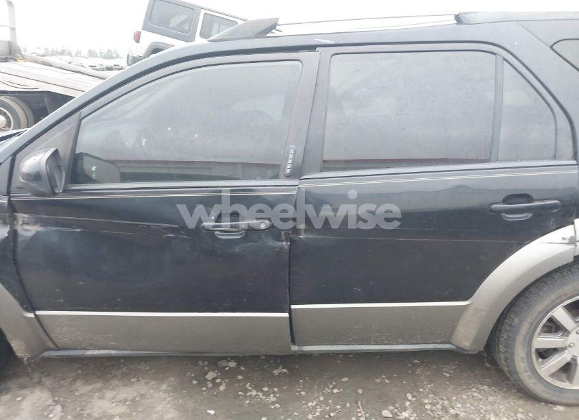 Photo 14 of 2008 Ford Taurus X SEL (VIN 1FMDK05W58GA08358)