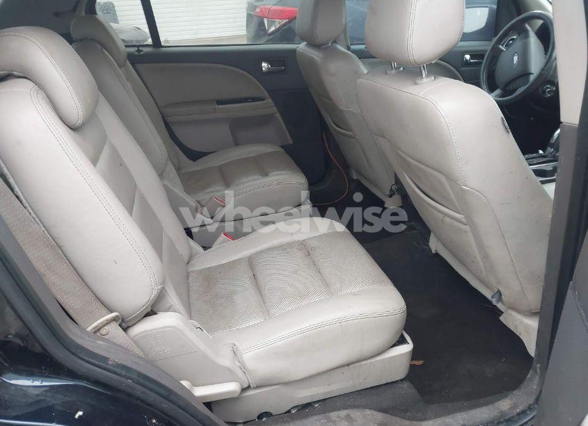 Photo 8 of 2008 Ford Taurus X SEL (VIN 1FMDK05W58GA08358)