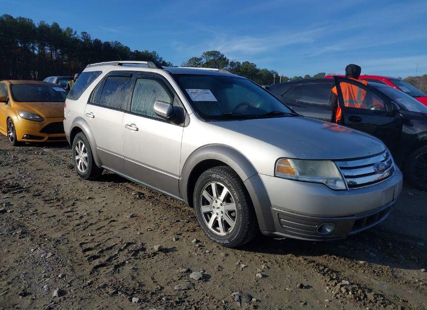 2008 Ford Taurus X SEL (VIN 1FMDK05W98GA38091) main photo