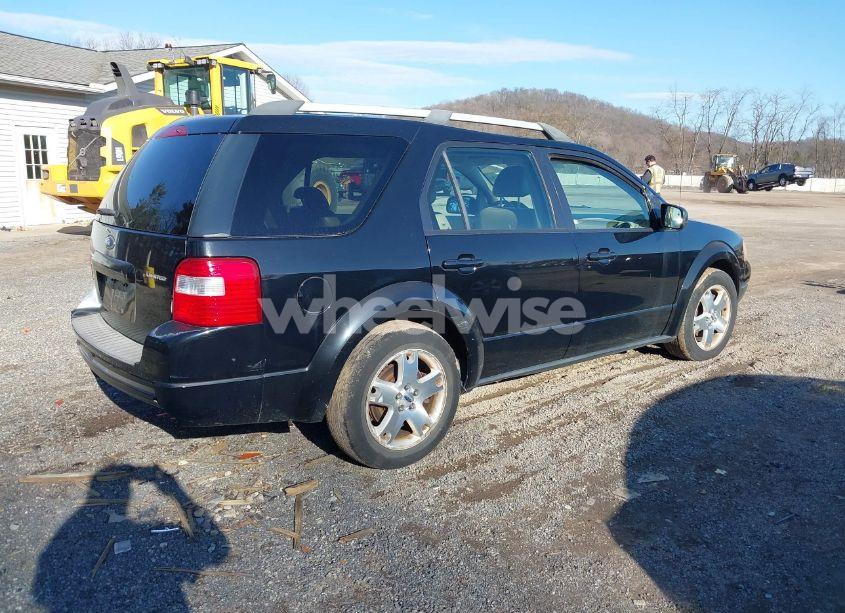 Photo 4 of 2005 Ford Freestyle LIMITED (VIN 1FMDK06115GA37063)