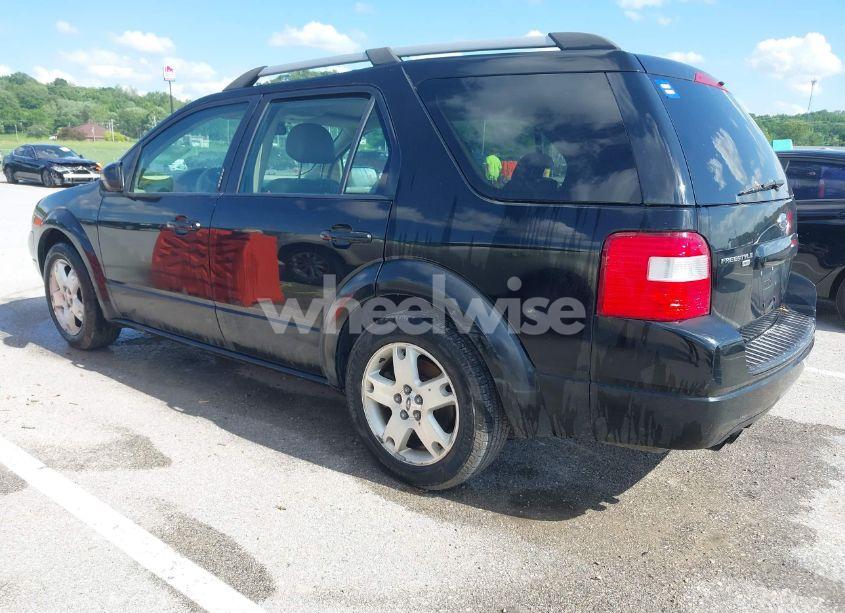 Photo 3 of 2005 Ford Freestyle LIMITED (VIN 1FMDK06195GA75771)