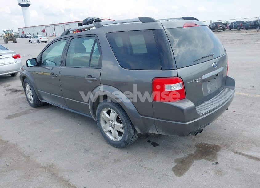 Photo 3 of 2005 Ford Freestyle LIMITED (VIN 1FMDK061X5GA53603)