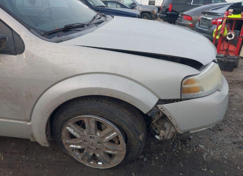 Photo 6 of 2008 Ford Taurus X LIMITED (VIN 1FMDK06W18GA21686)