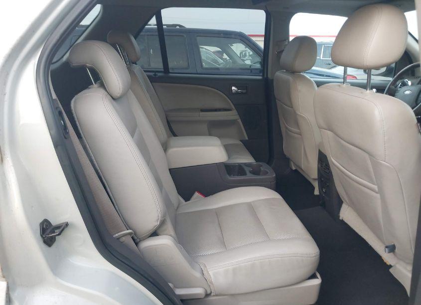 Photo 8 of 2008 Ford Taurus X LIMITED (VIN 1FMDK06W18GA21686)