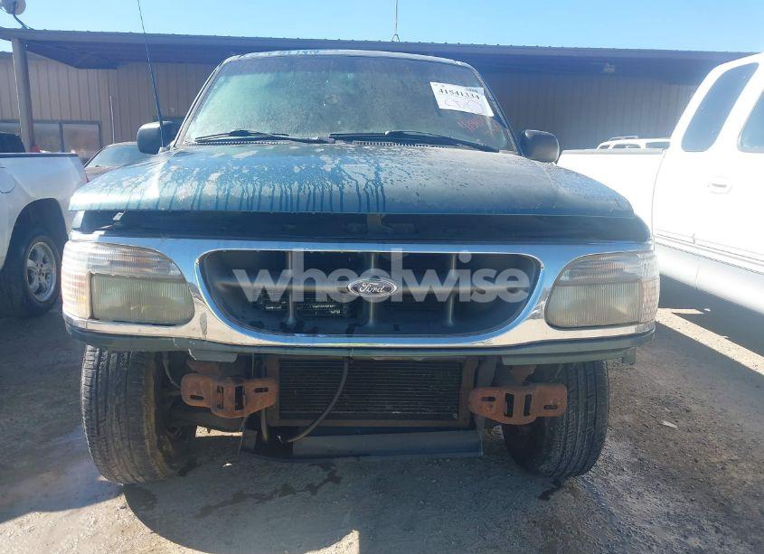 Photo 6 of 1997 Ford Explorer (VIN 1FMDU32E1VUC26561)