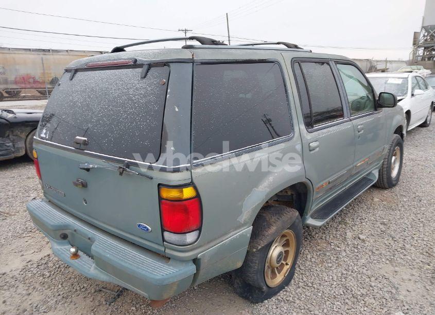 Photo 4 of 1997 Ford Explorer EDDIE BAUER/LIMITED/XL/XLT (VIN 1FMDU32E3VZB88916)