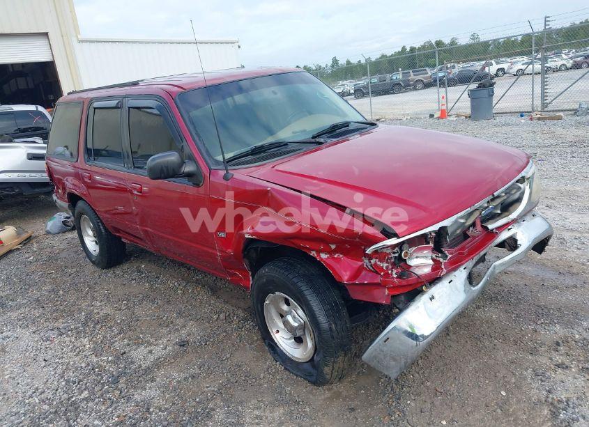 1996 Ford Explorer (VIN 1FMDU32P0TZA22044) main photo