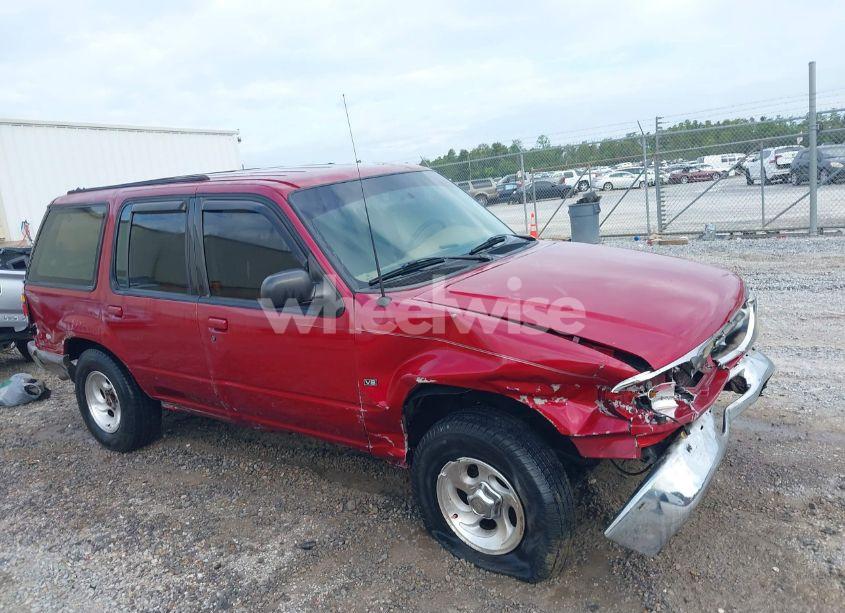 Photo 13 of 1996 Ford Explorer (VIN 1FMDU32P0TZA22044)