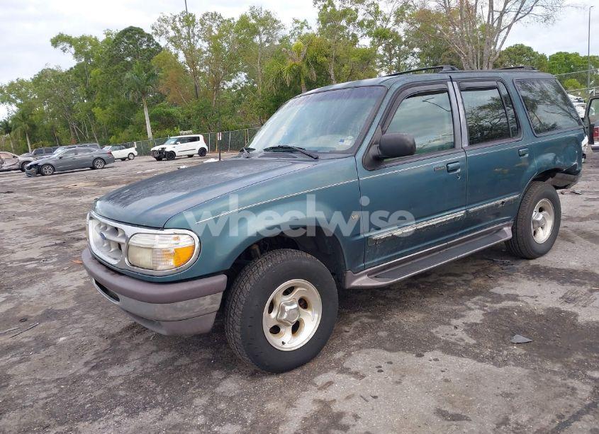 Photo 2 of 1997 Ford Explorer EDDIE BAUER/LIMITED/XLT (VIN 1FMDU32P3VZB34002)