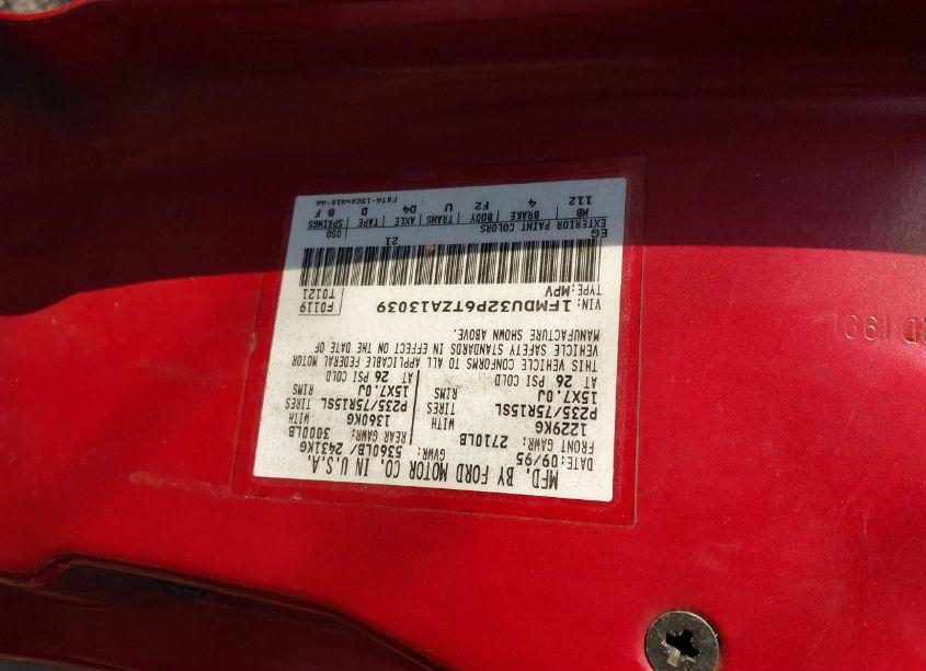 Photo 9 of 1996 Ford Explorer (VIN 1FMDU32P6TZA13039)