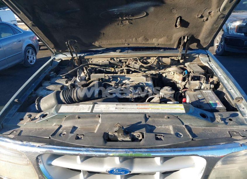 Photo 10 of 1996 Ford Explorer (VIN 1FMDU32P6TZA29452)