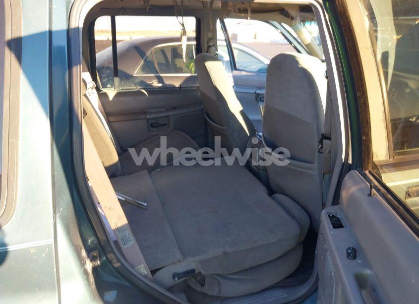 Photo 8 of 1996 Ford Explorer (VIN 1FMDU32P6TZA29452)