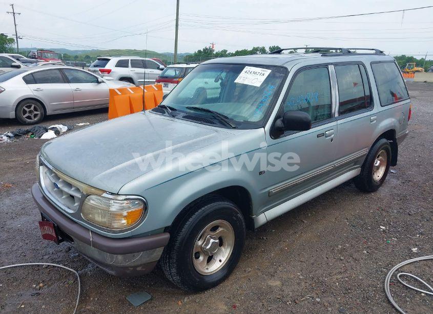 Photo 2 of 1996 Ford Explorer (VIN 1FMDU32P7TZB92093)