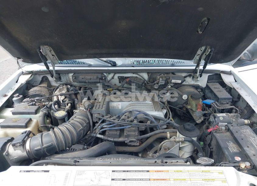 Photo 10 of 1997 Ford Explorer EDDIE BAUER/LIMITED/XLT (VIN 1FMDU32PXVUB76986)