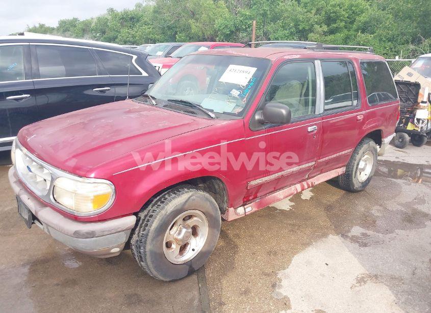 Photo 2 of 1995 Ford Explorer N/A (VIN 1FMDU32X0SUA98813)