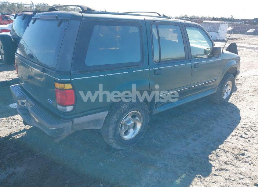 Photo 4 of 1996 Ford Explorer (VIN 1FMDU32X0TUB79814)