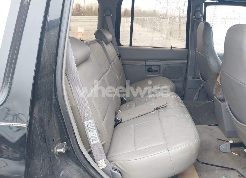 Photo 8 of 1997 Ford Explorer (VIN 1FMDU32X1VZA72924)