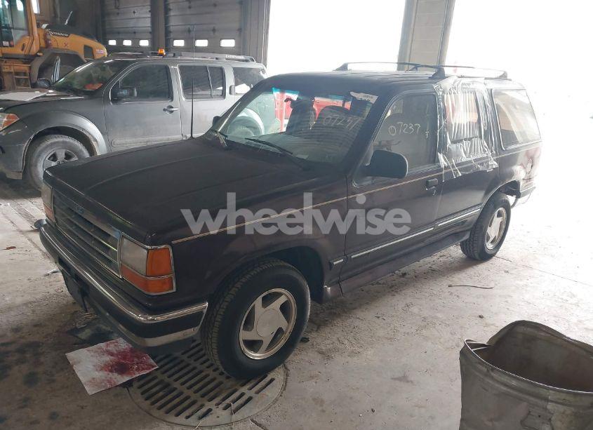 Photo 2 of 1993 Ford Explorer (VIN 1FMDU32X3PUB33030)