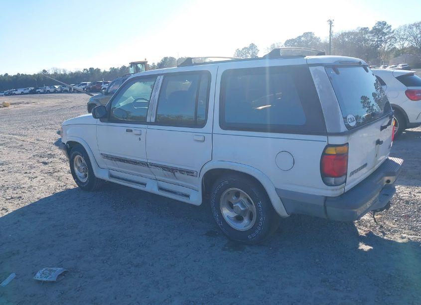 Photo 3 of 1995 Ford Explorer N/A (VIN 1FMDU32X4SZB39124)