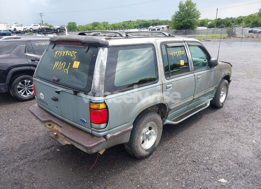 Photo 4 of 1996 Ford Explorer (VIN 1FMDU32X4TZA63759)