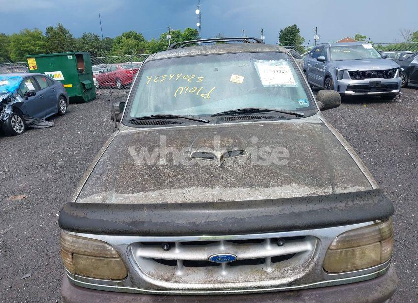 Photo 6 of 1996 Ford Explorer (VIN 1FMDU32X4TZA63759)