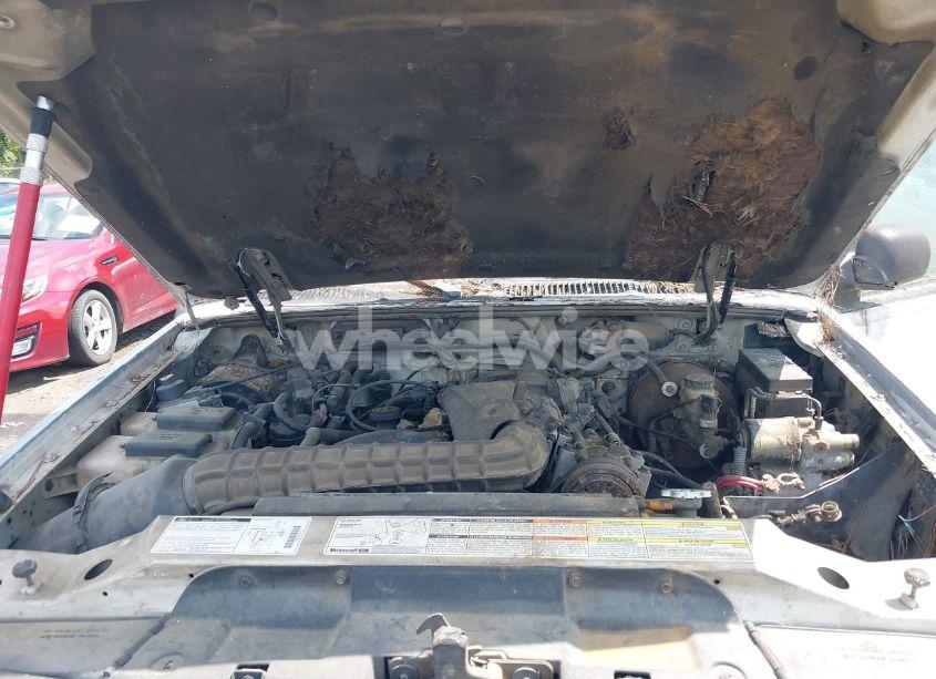 Photo 10 of 1997 Ford Explorer EDDIE BAUER/LIMITED/XL/XLT (VIN 1FMDU32X4VUA71215)