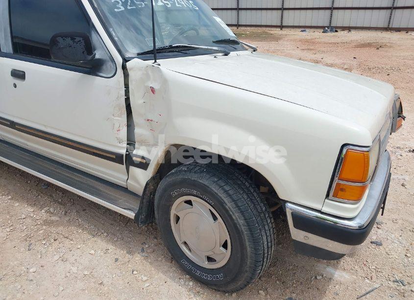 Photo 12 of 1991 Ford Explorer (VIN 1FMDU32X5MUA21535)