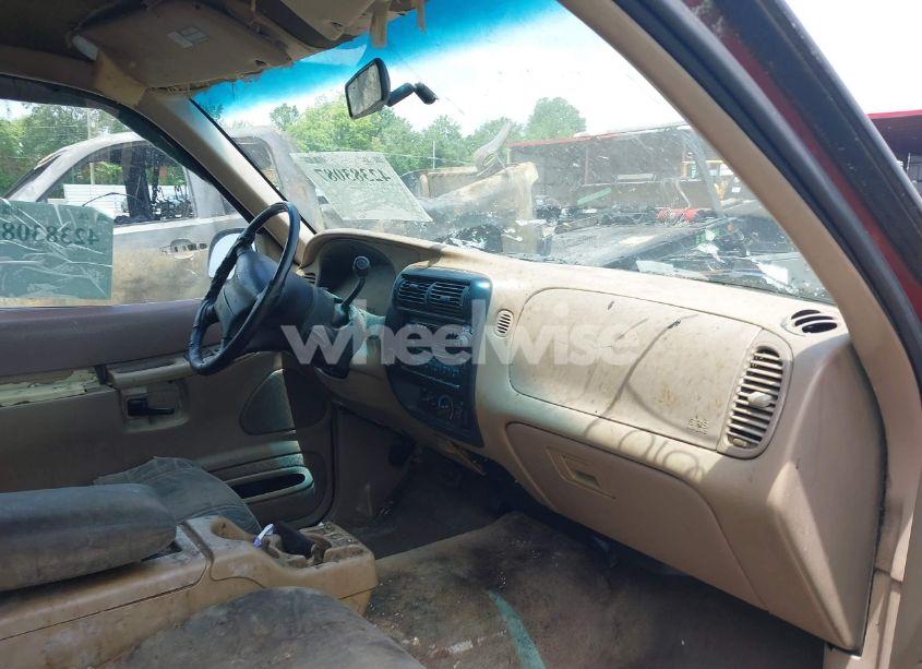 Photo 5 of 1997 Ford Explorer EDDIE BAUER/LIMITED/XL/XLT (VIN 1FMDU32X7VUD09221)